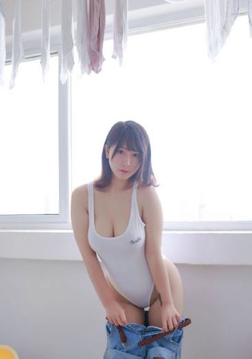 同性裸体森林电影正片_高清完整版