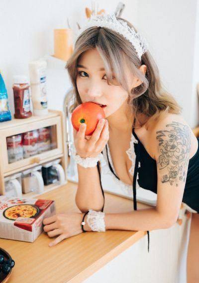 高冷美女被灌醉无力反抗_超清免费电视剧