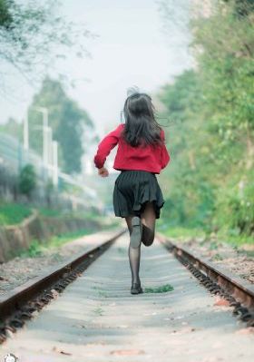 贱妾扒下脱裙子撅屁股迎_4K超清免费观看
