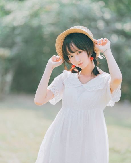 在小小的花蕾里绽放相似_90分钟完整视频视频大全