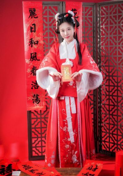 暮光之城第2季免费观看_蓝光在线手机播放