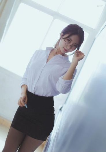 冰河剧场亲爱的老师_BD韩语在线观看