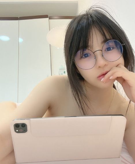 我好朋友的妈妈_成人在线观看免费