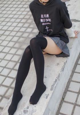年轻女教师2在线观看_BD国语在线观看电视