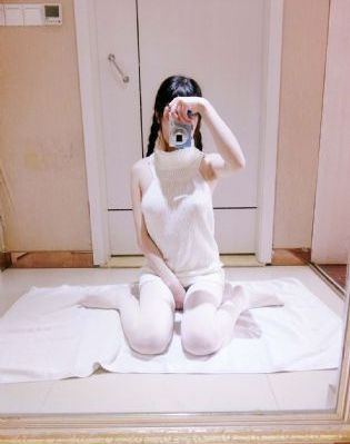 大肚子生蛇蛋憋着生不出来十世_1080动漫在线观看