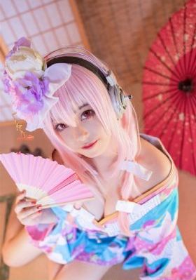 石榴的颜色_720在线观看完整版