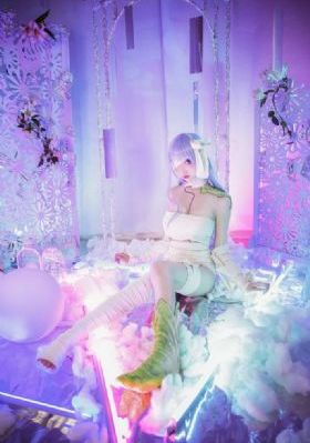 《朋友的未婚妻》中字_高清全集免费观看